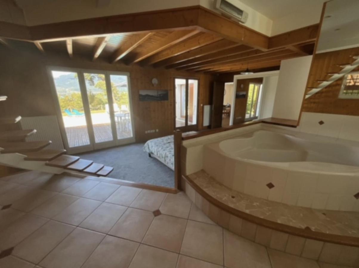 Villa Avec Piscine, Vue Lac Et Montagne Sevrier Exterior photo
